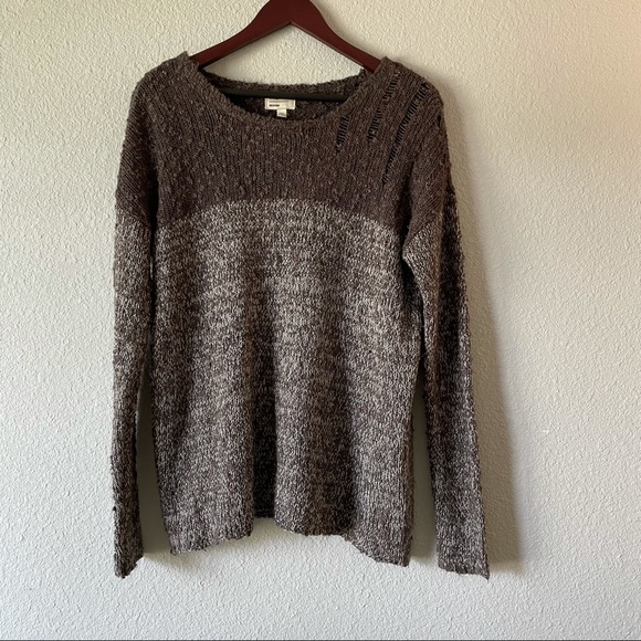 RVCA distressed sweater - Picture 1 of 3